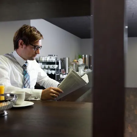 Szálloda Am Garnmarkt