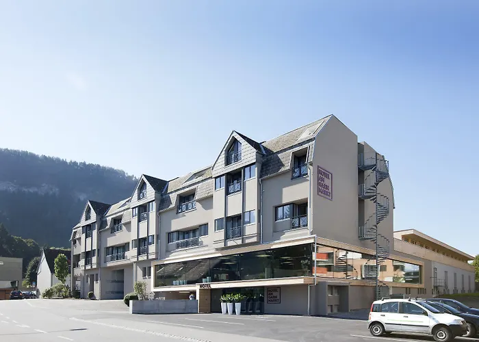 Otel Am Garnmarkt 4*