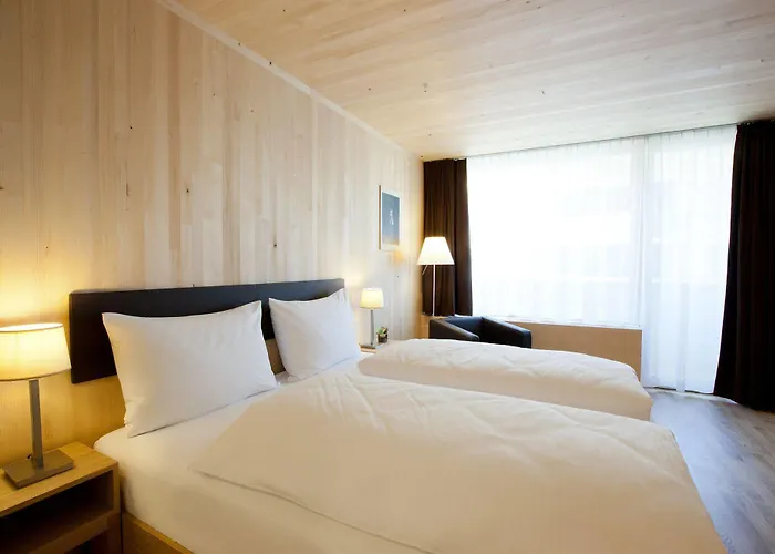 Otel Am Garnmarkt 4*